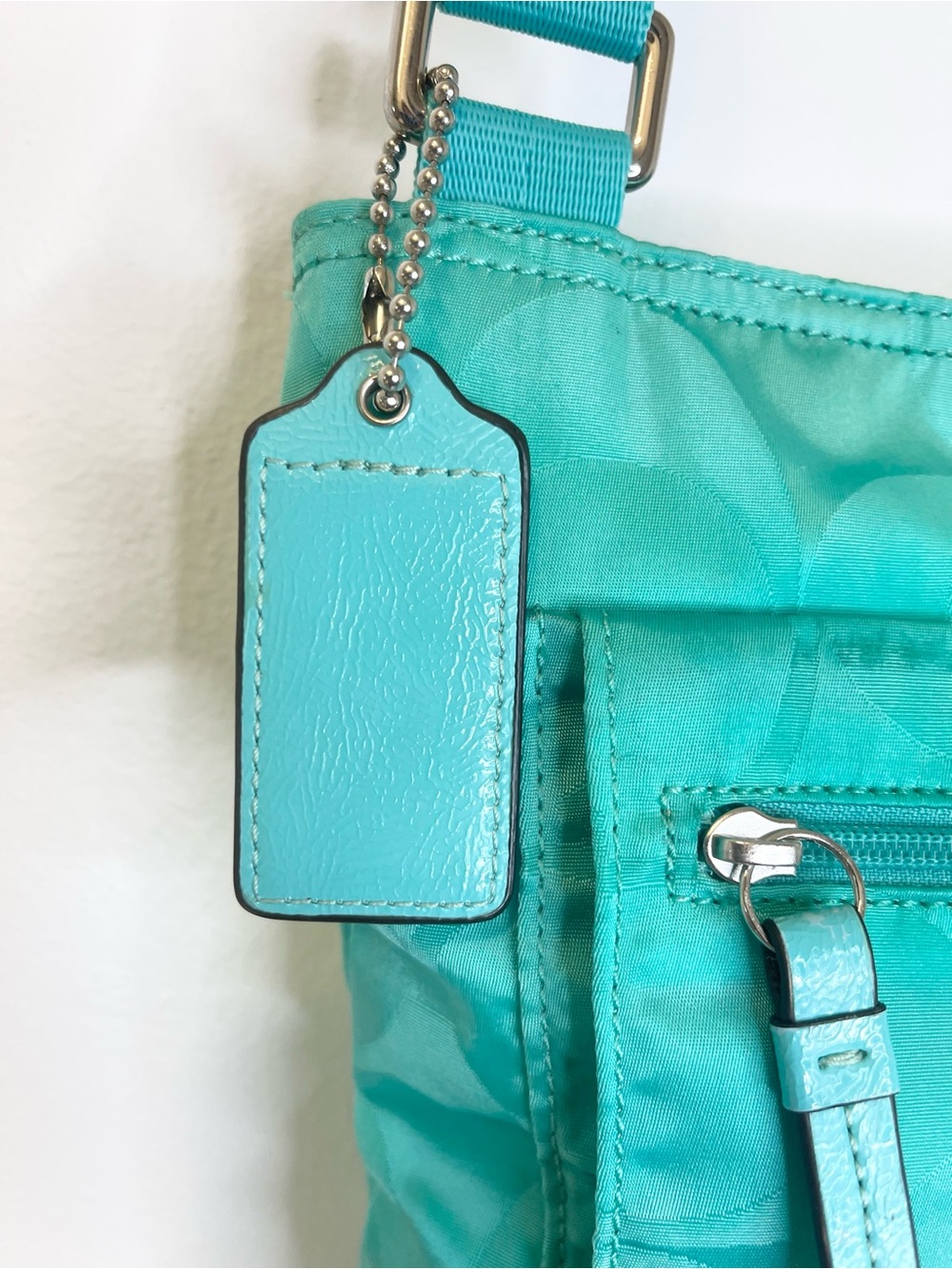 Coach Getaway Signature Nylon File Bag A1432 Turquoise Signature Crossbody Bag - Picture 7 of 14